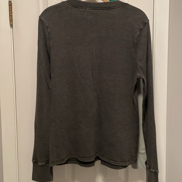 2 Outdoor Bass Women’s Tops in Size
Large. One wash out black and mint green - Picture 4 of 9